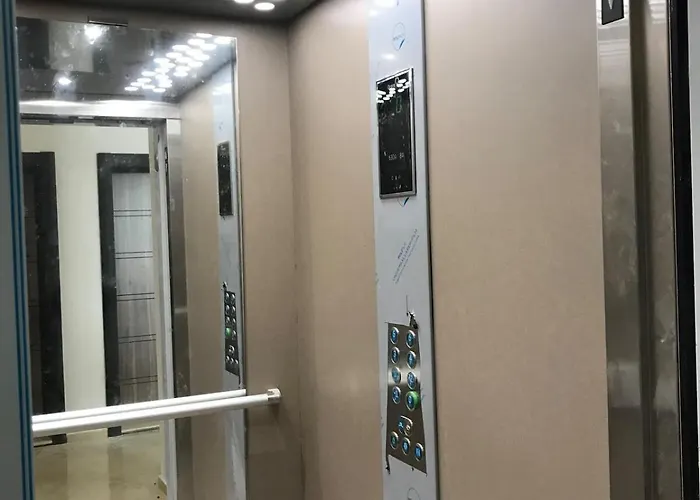 Modern In Shartrez, Shkorpilovsti * 슈코르필로브치